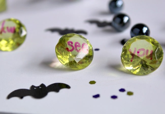 bat-themed-sight-word-activity-for-kindergarteners - The Educators' Spin On It Bat themed Sight Word Activity for Kids