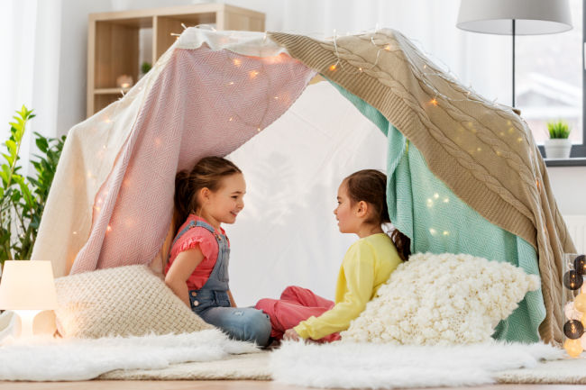 children-in-blanket-tent - The Educators' Spin On It Children in Blanket Fort with Pillows