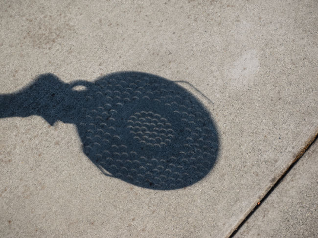 Colander-during-solar-eclipse- - The Educators' Spin On It colander during solar eclipse experiment