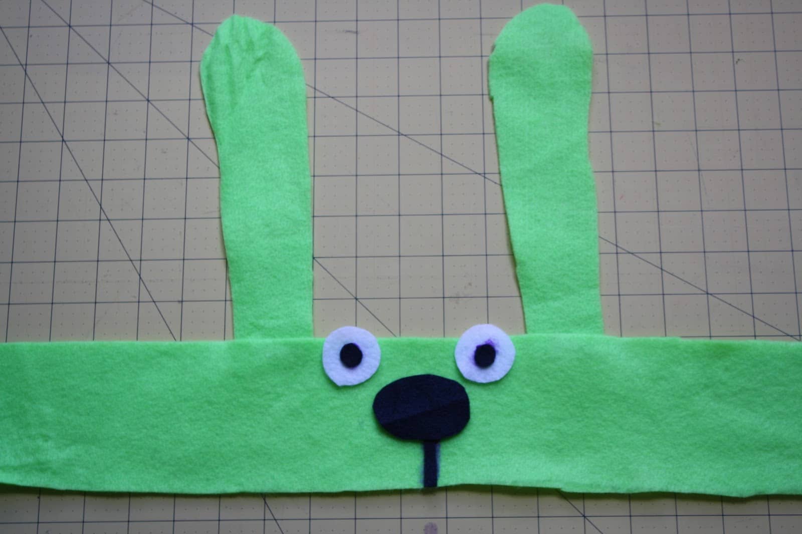 Step 3, assemble the bunny headband