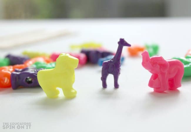 Zoo Counting Math Game for Preschoolers & Toddlers - The Educators' Spin On It Zoo Counting Math Game for Preschoolers & Toddlers